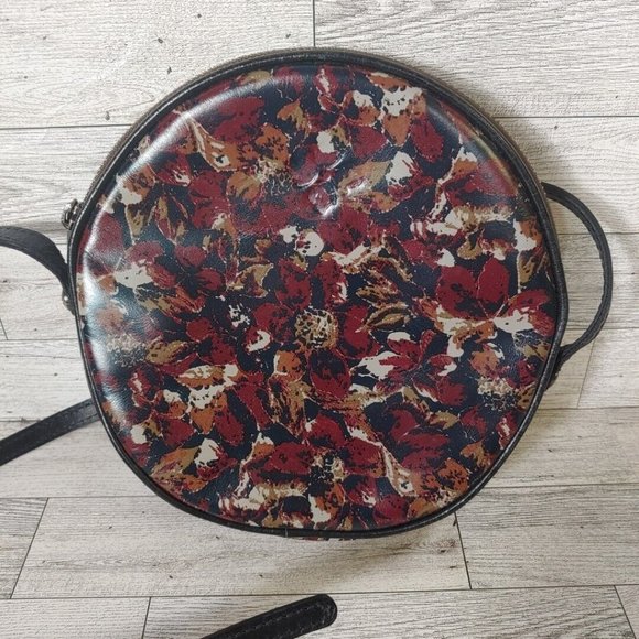 Patricia Nash Scarlet Bloom Scafati Circle Floral Crossbody 8" MSRP $139 - Picture 2 of 8